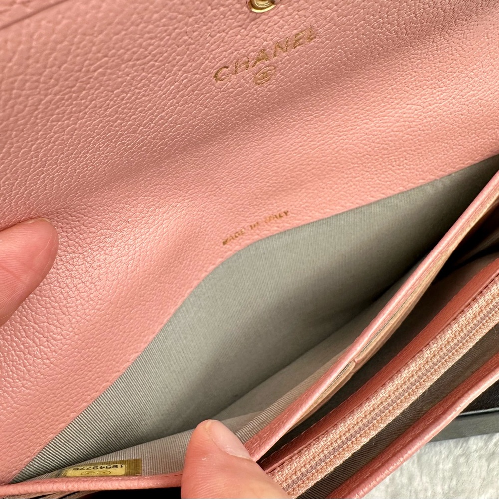 CHANEL WALLET pink leather with Camilla flower and original box BEAUTIFUL WALLET - Picture 9 of 16